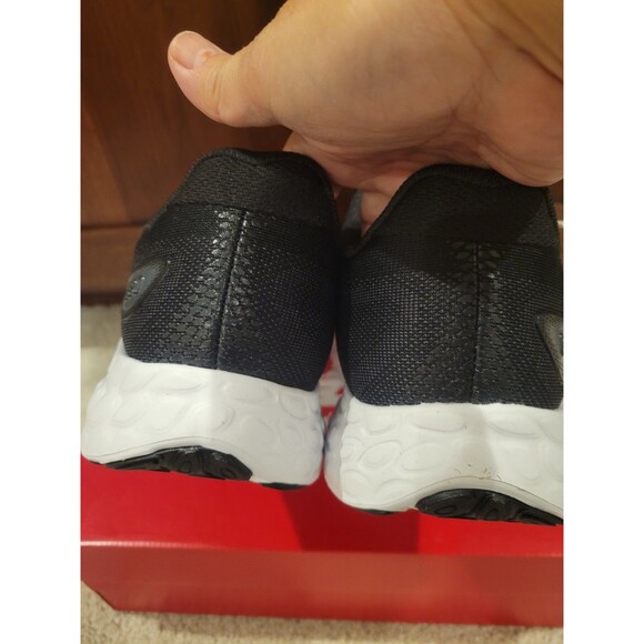 NIB [Extra Wide] New Balance Fresh Foam 680 v8 Running Shoes Men Sneakers Black - Picture 7 of 10